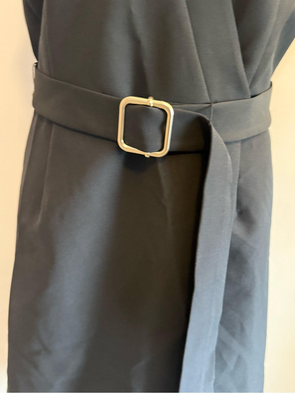 NEW - Cato Black Sleeveless Wrap Dress with Belt - Size 16 - Picture 4 of 7